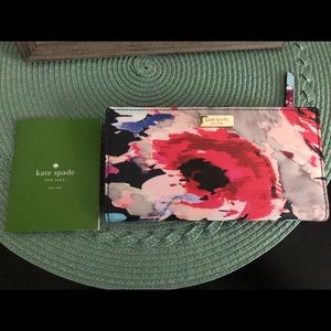 Kate Spade Cameron Trifold Wallet